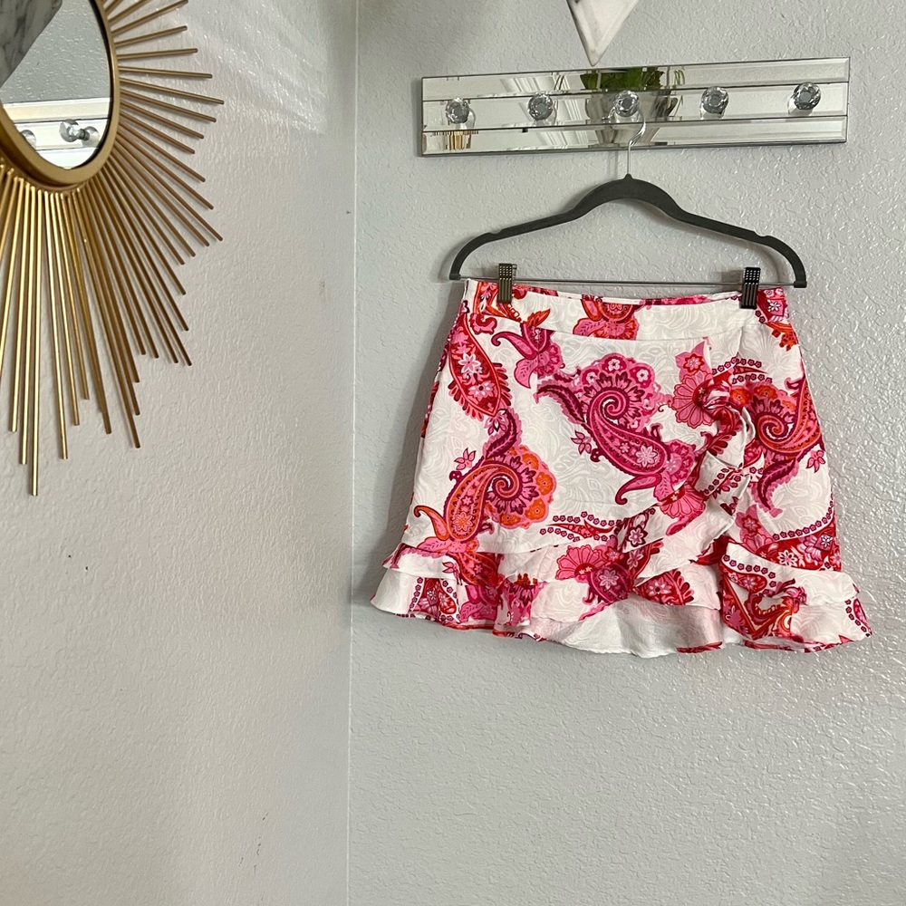 Shein Pink Two Piece Skirt Set with Bold Pink and White Floral Print - Picture 12 of 14